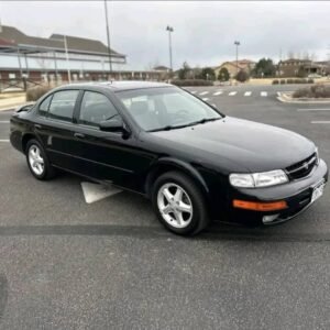 1999 Nissan Maxima SE